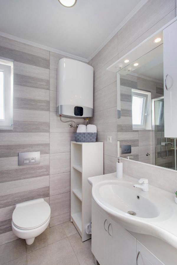 Holiday Home Lucia Lozovac Exterior foto