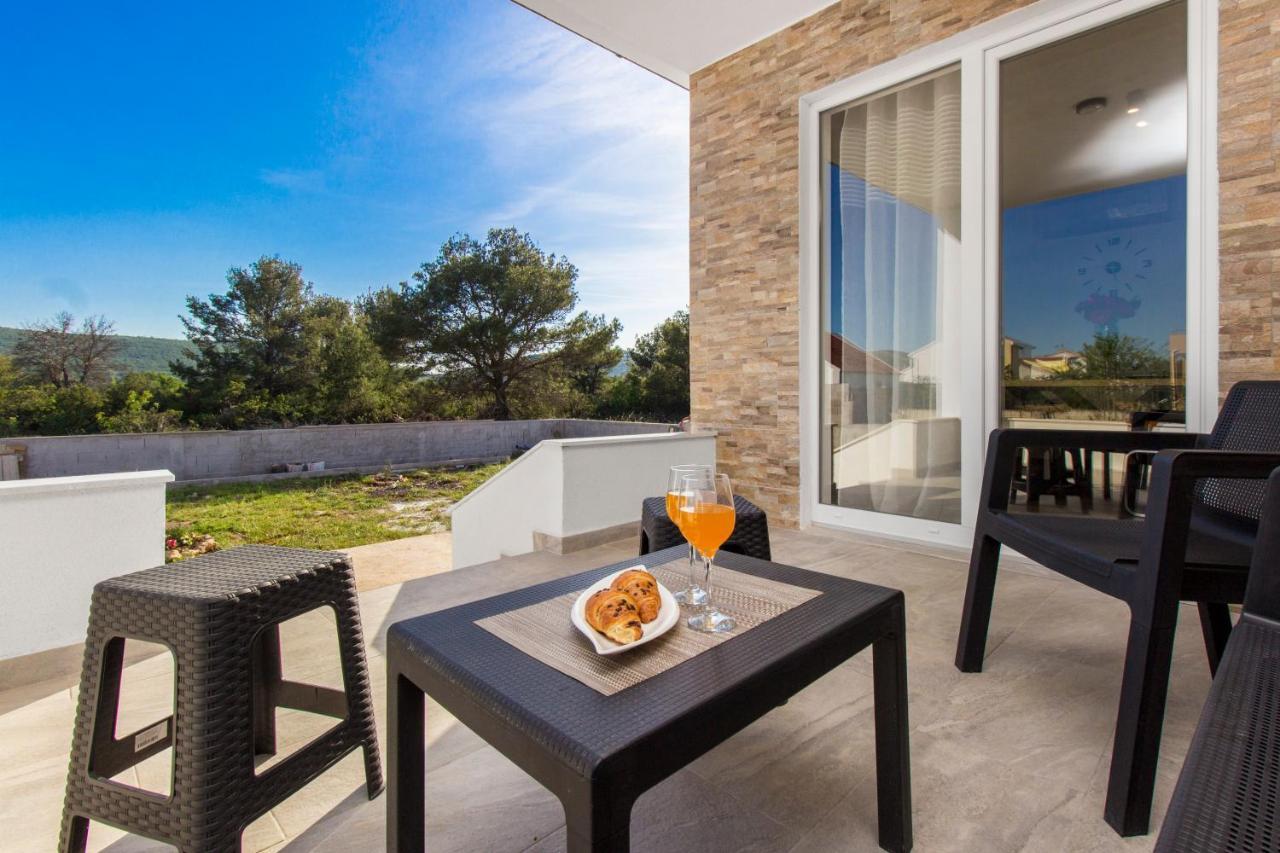 Holiday Home Lucia Lozovac Exterior foto